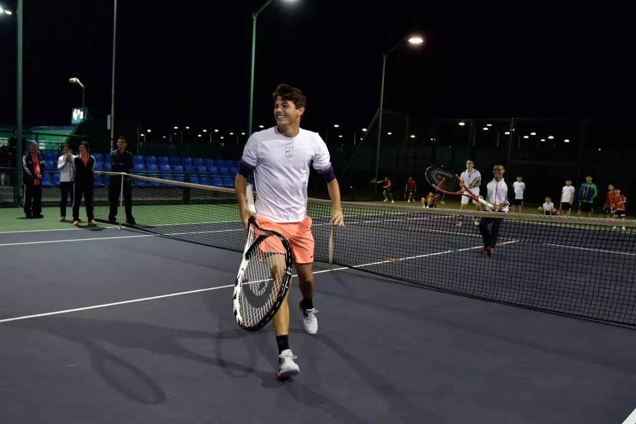 颁奖典礼盛 颁奖典礼盛